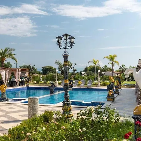 Bastide Saint Louis/ 8 Chambres Guest house Antibes