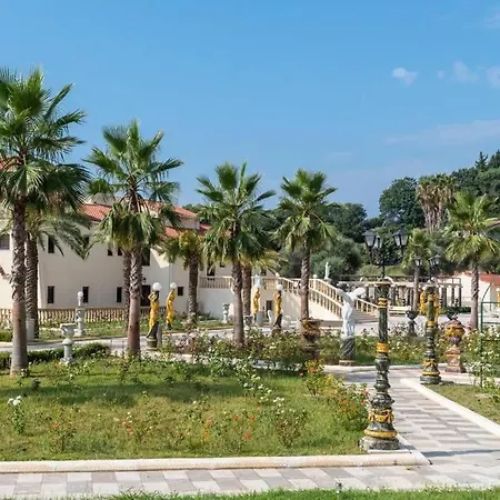 Guest house Bastide Saint Louis/ 8 Chambres Antibes
